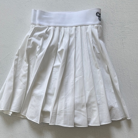 Aritzia Movetech Tennis Pro Skirt - Picture 7 of 9